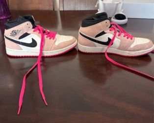 Nike Air Jordan 1 Mid SE Crimson Tint Hyper Pink Size 9
