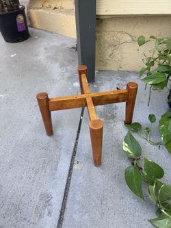 Plant stand