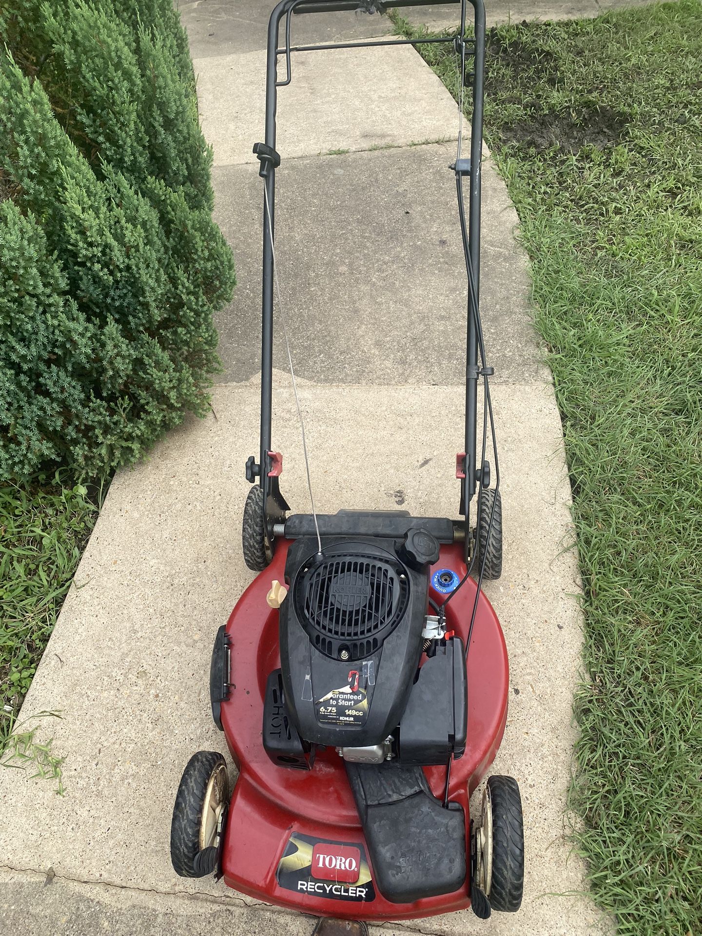 Toro Recycler Guaranteed to start 6.75 ft-lbs grass torque 149cc power by Kohler 22" Front Drive cutting width self-propelled mower. Works great, and
