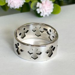 925 Sterling Silver Ring size 9
