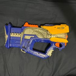 Nerf Maverick Rev-8