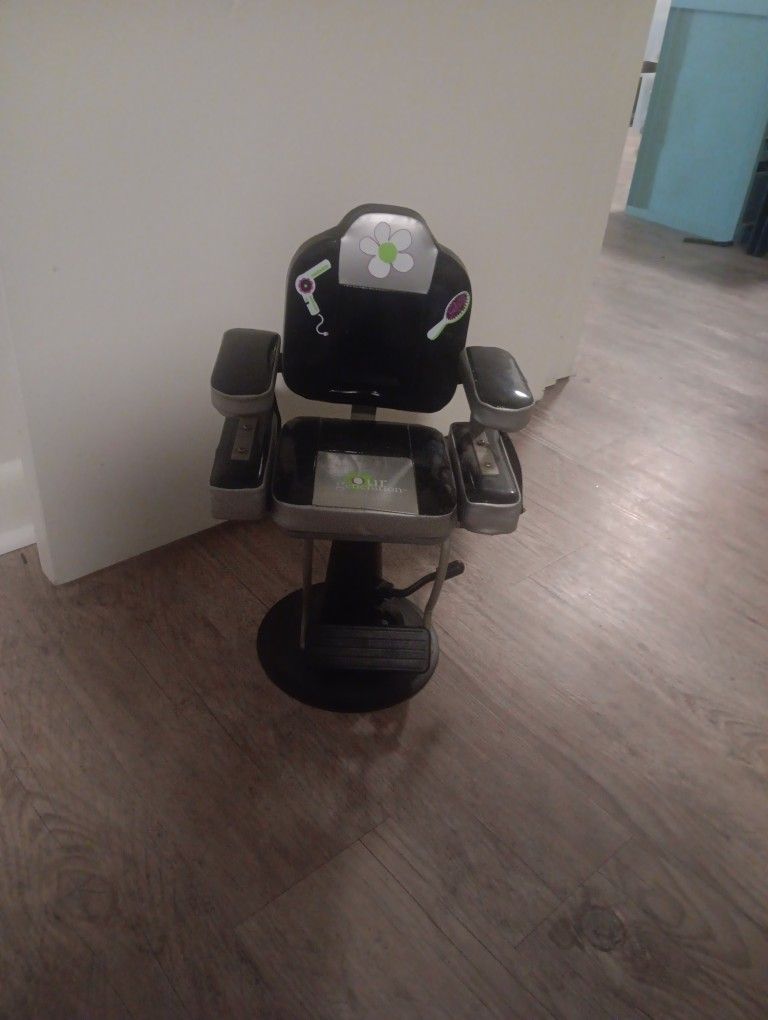 Salon Doll Chair 