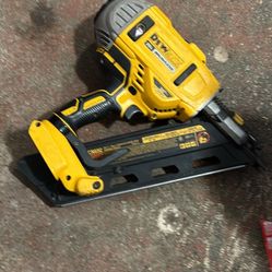 Dewalt 30* Gauge Nailer