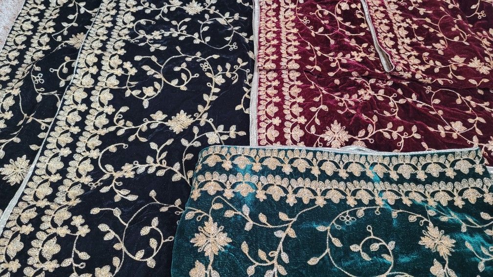 Velvet Shawl