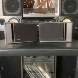 Vintage Bose Model 141 Bookshelf Speakers – Excellent Clean Condition, Lively Sound! Pair – $89