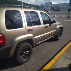 2004 jeep liberty roof rack clearance
