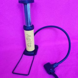 Mini portable pump ( SEE  ALL PICS FOR MEASURES & CONDITION PLEASE  )