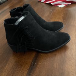 Black bamboo women’s booty boot size 7