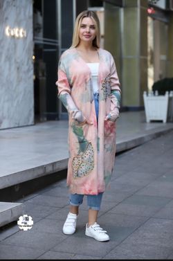 Free Size Women Hand Crafted Maxi Jacket. Made in Turkey. Size: free size.  Colo