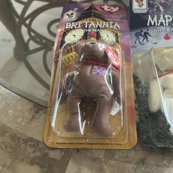 2TY collectible's and original packaging Britannia and Maple