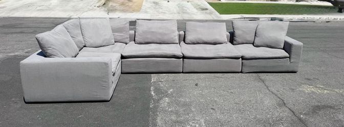 Modular sectional cloud couch (Delivery Available)