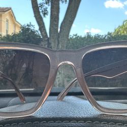 SUNGLASSES QUAY . Used Excellent Condition 