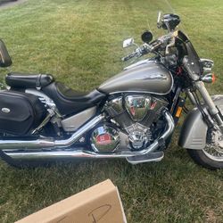 2004 Honda VTX