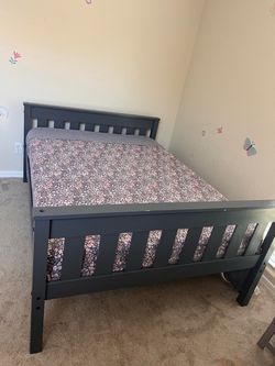 Nicole Miller Home Full bedspread