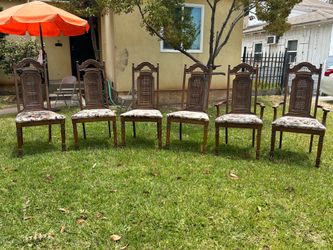 Set of 6 dining room chairs
