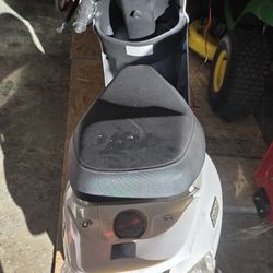 Chicago GO SCOOTER 