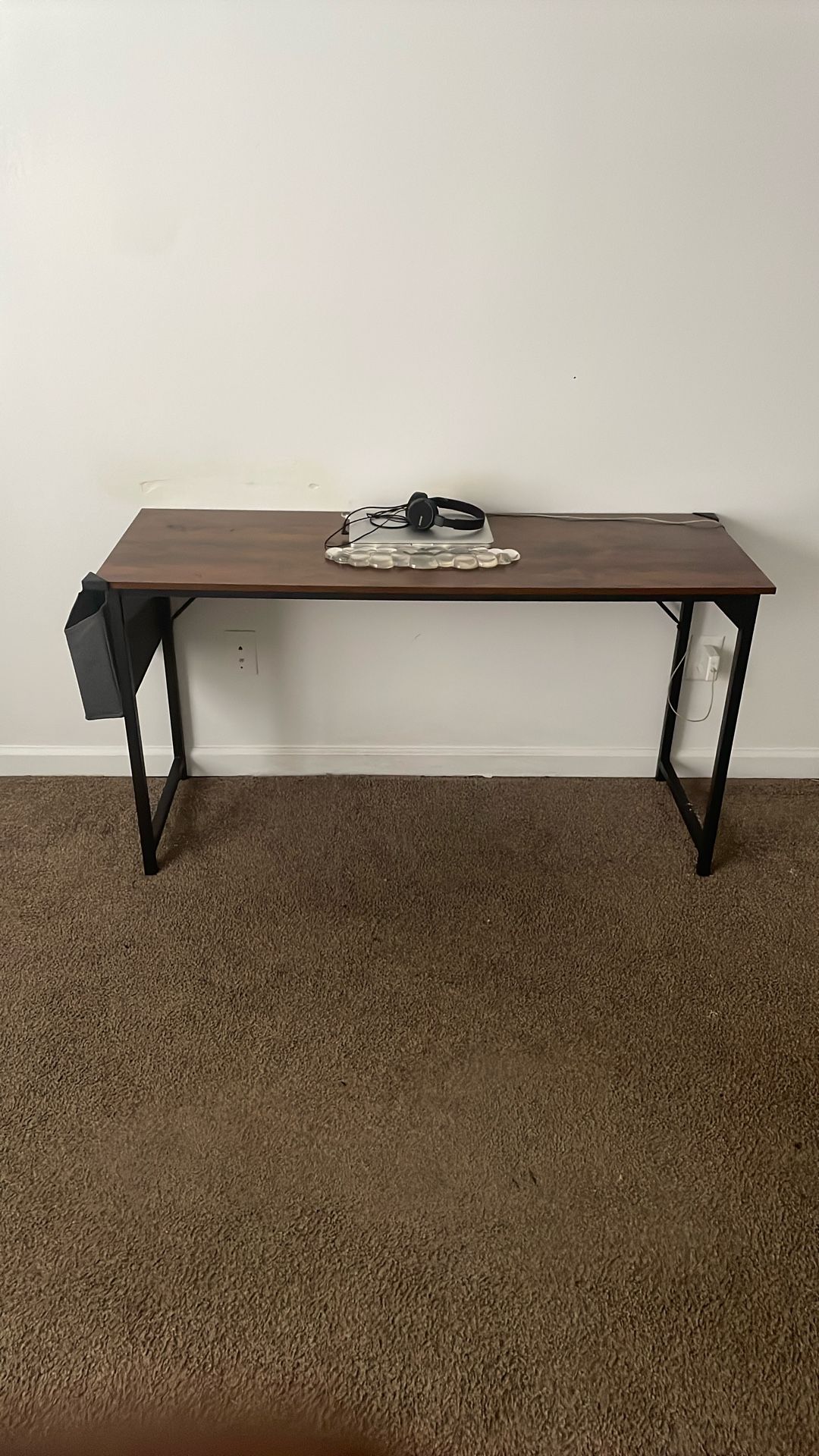 OLIXIS 55” Office Desk – Rustic Brown, Storage Bag + Headphone Hook, Great Condition