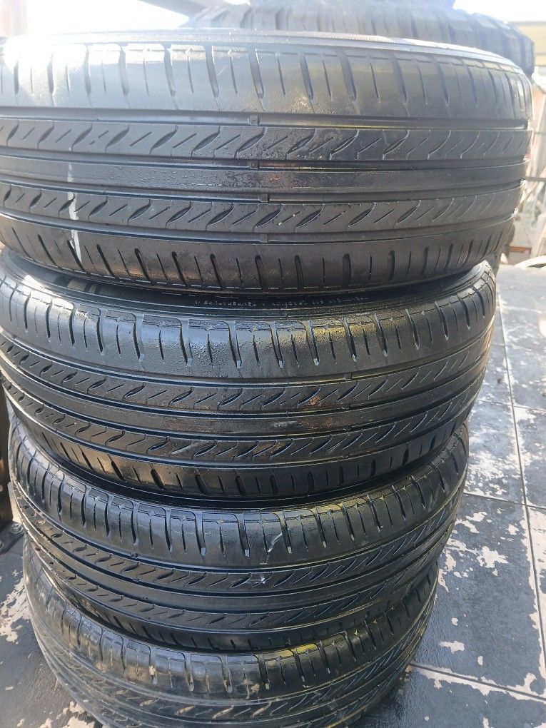 SET OFF 4 USED 195/65/15 SENTURY