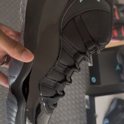 Jordan 11 Gamma Size 8.5