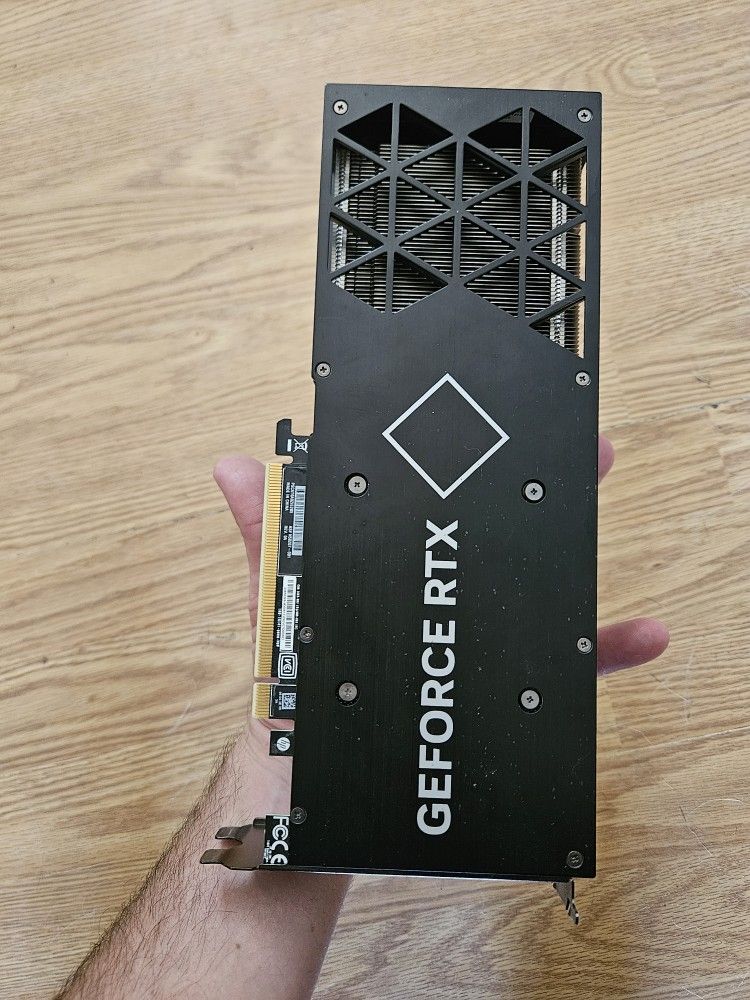4070 GPU 12gb VRAM