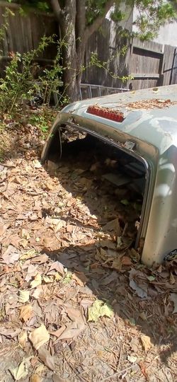 Free,Toyota tacoma shell