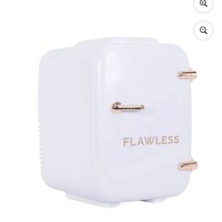 Flawless Mini Skin Fridge 