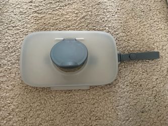 OXO Tot On-the-Go Wipes Dispenser with Stroller Strap - Gray