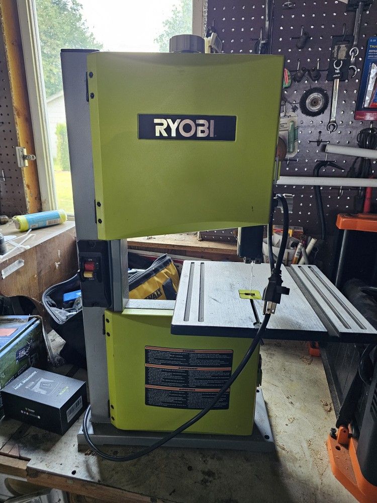 Ryobi 9 In Band Saw