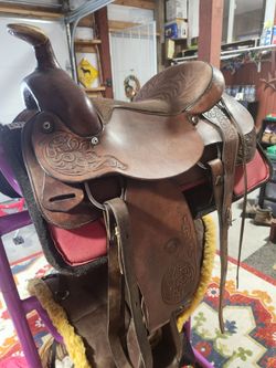 Western saddle