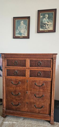 Antique Solid Wood 5 Piece Bedroom Set w/2 matching lamps