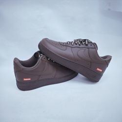 Nike Air Force 1 Low Supreme Brown Sneakers size 10.5