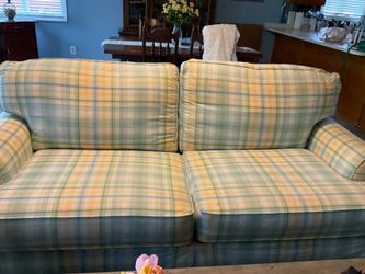 FREE TODAY ONLY PLAID SOFA WITH REMOVABLE PILLOWS