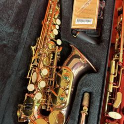 Nice Rose and Gold Curved Soprano Saxophone with New Box of Reeds $360 Firm