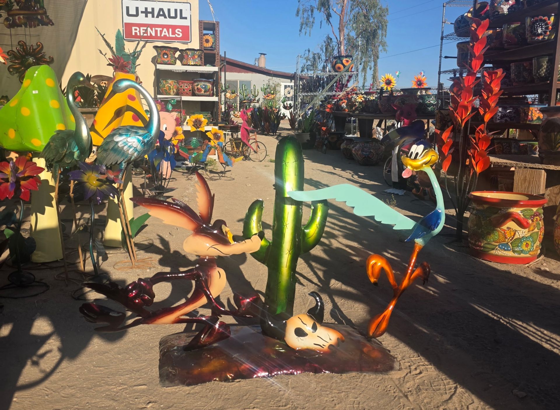 👀exclusive cartoon collection🐸few left
Metal Art Imports🌺Planters, wall art