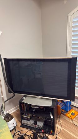 Free TV-Hitachi brand