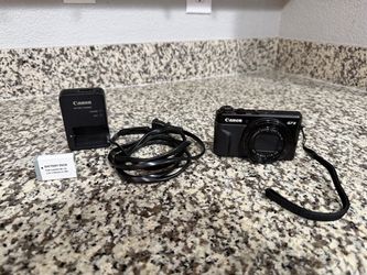 Canon PowerShot G7 X Mark II Digital Camera Bundle w/ Battery, Charger & Wrist Strap