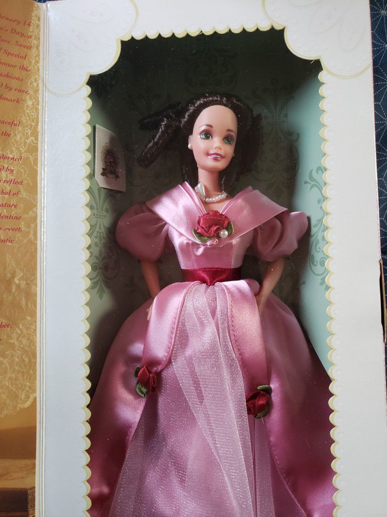 Sweet Valentine Barbie in Des Plaines, IL - OfferUp