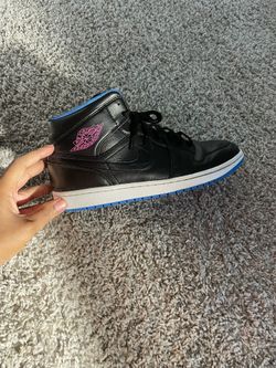 Jordan 1 mid radio Raheem