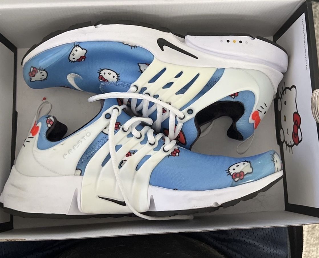 Nike X Hello Kitty Men’s Running Shoes