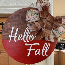 Home Made “Hello Fall” Wood Sign