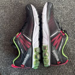 Women’s Size 7 Never Worn Workout Reeboks