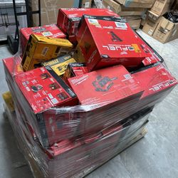 Tools! Powers tools, hand tools, very beautiful selection available !! High value brands, 5 pallets