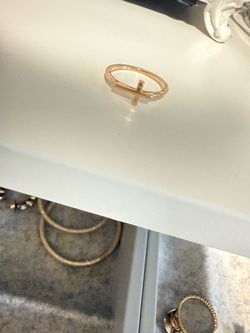 James Avery gold cross ring