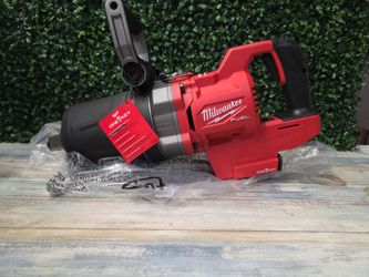 Milwaukee M18 FUEL 1" Impact Wrench with ONE-KEY™