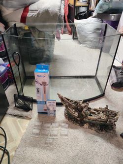 Top Fin 37inch Bow Front Fish Tank & accessories ($60 OBO/Local Pickup Only