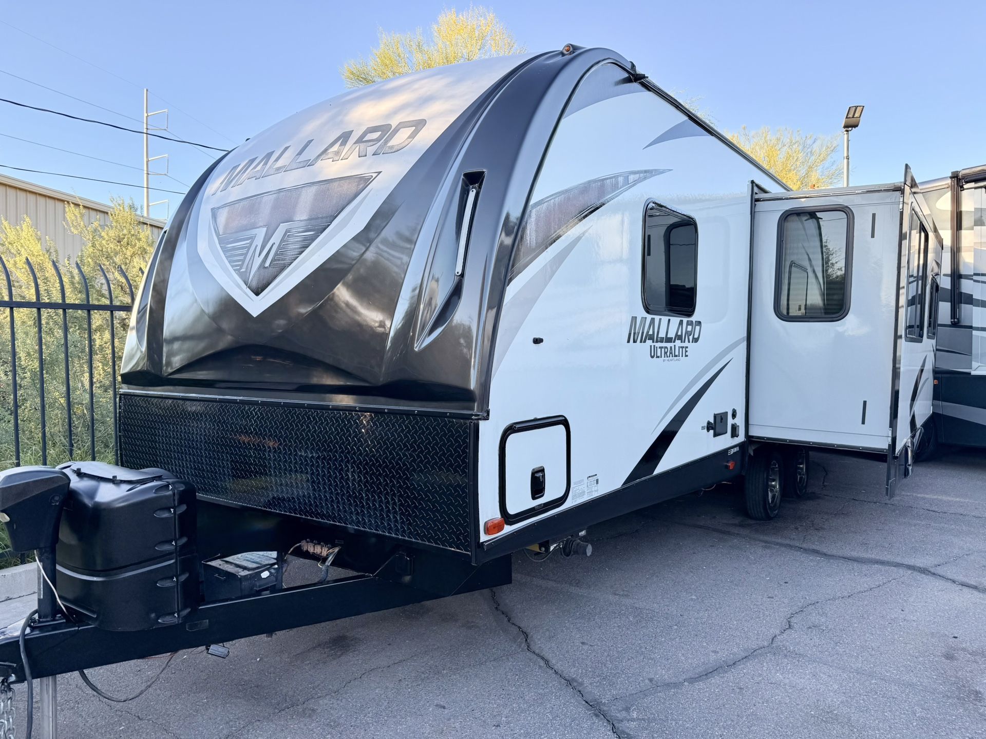 2019 Heartland Mallard 30Ft Travel Trailer Double Door W/Large Slide