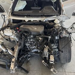 2024 BMW X4 PARTS OUT
