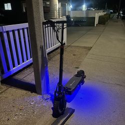 Electric scooter look at description