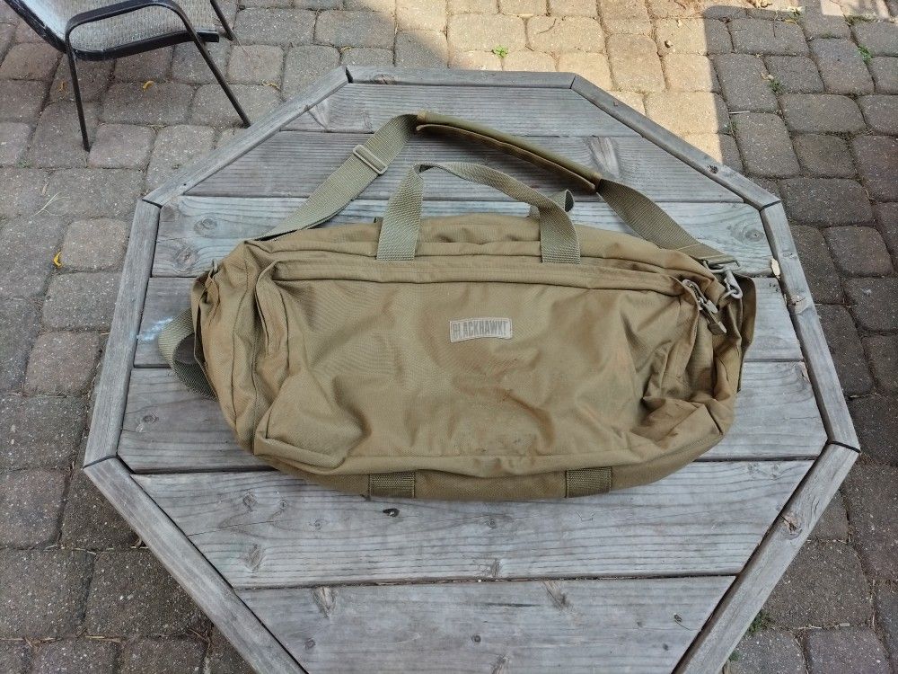 Blackhawk! Medium Coyote Mobile Operations Bag