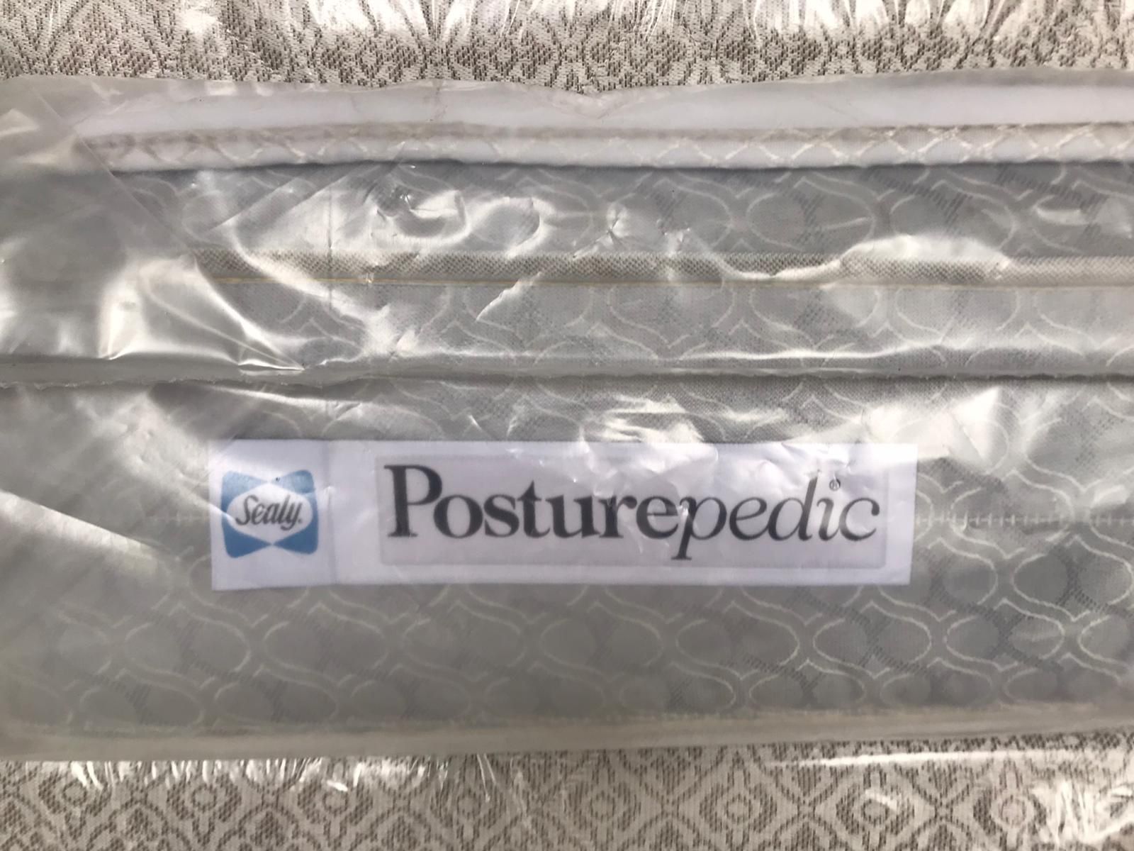New King Size Serta Mattress And Box Spring